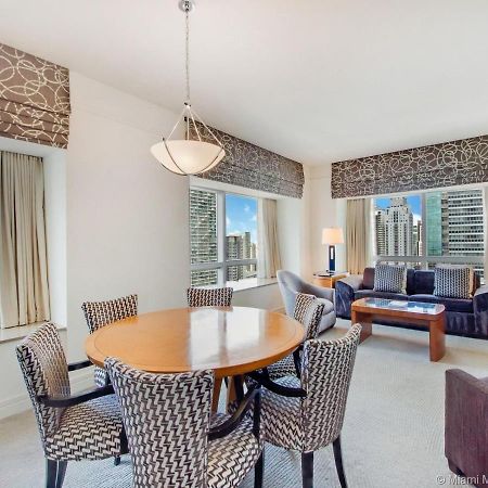 Four Seasons Hotel Miami - Luxury Private Residences 외부 사진