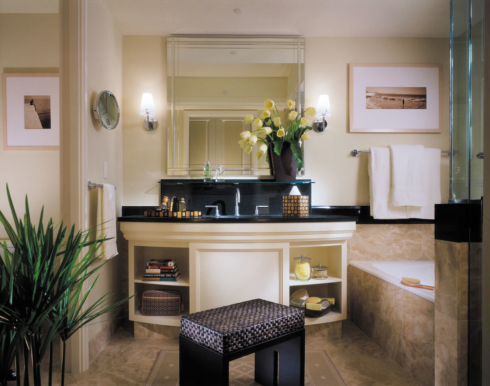 Four Seasons Hotel Miami - Luxury Private Residences 외부 사진