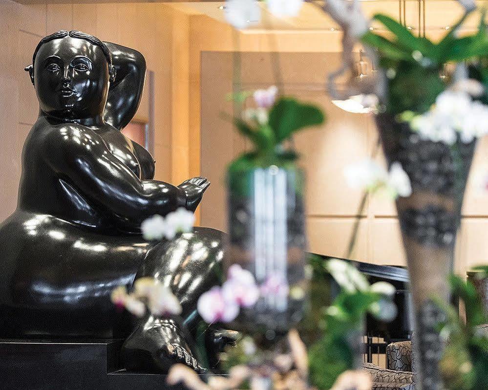 Four Seasons Hotel Miami - Luxury Private Residences 외부 사진